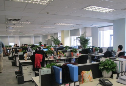 硅膠鋼絲密封條：性能與應用的完美融合:硅膠